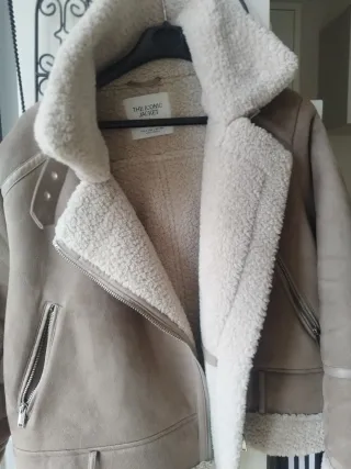 Cazadora polipiel efecto borrego