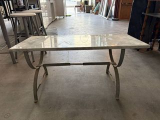 TAVOLO CENTRO PER GIARDINO