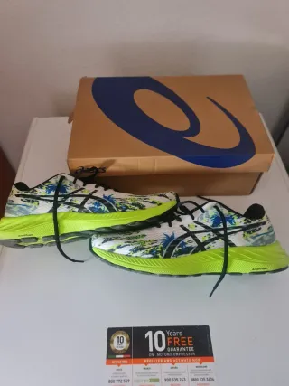 Zapatillas deportivas Asics verdes y blancas