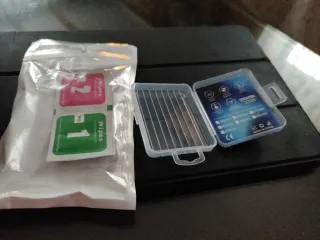 Carcasa Apple Watch Negra y Plateada.