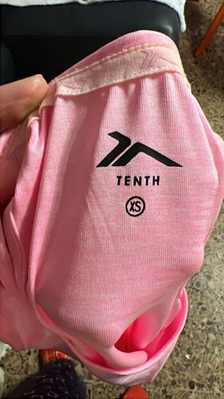 Camiseta deportiva de tirantes rosa