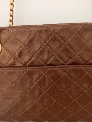 Borsa vintage trapuntata con catena oro