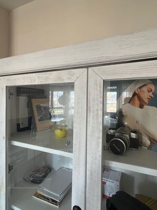 Vitrina Blanca Madera Maciza y Cristal