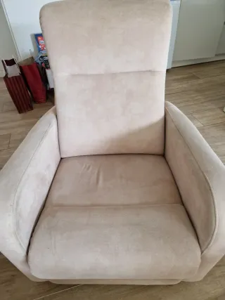 Poltrona relax elettrica beige con meccanismo Subiñas