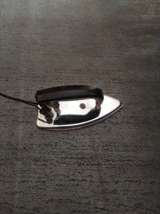 Plancha antigua de metal