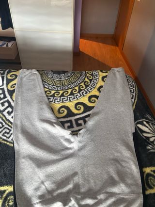 Pantalón Nike Gris