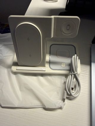 Stazione Ricarica Wireless 3-in-1