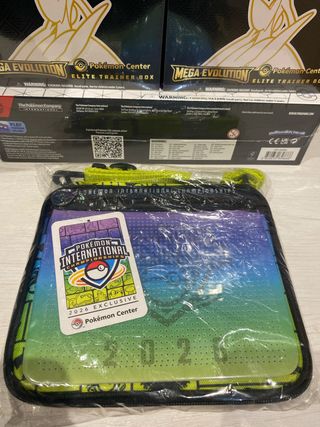 Bolso Pokémon Center EUIC 2026 Exclusivo