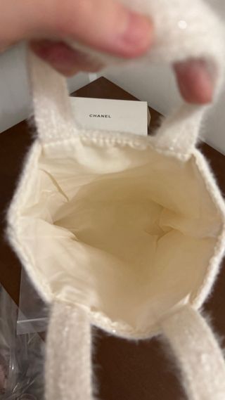 Chanel trousse bianca