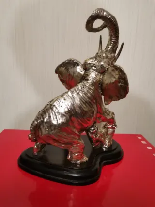 Statua Elefante Bagno d'Argento