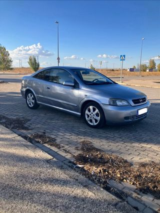 Opel Astra bertone 2.2
