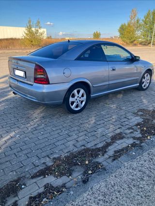 Opel Astra bertone 2.2