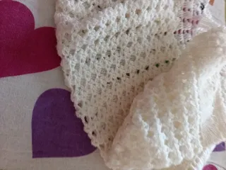 Toquilla blanca crochet infantil