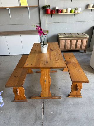 MESA Y 2 BANCOS