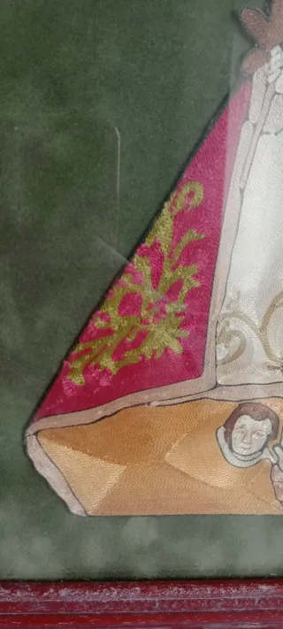 Cuadro Virgen de Covadonga Bordada