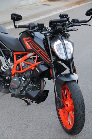KTM Duke 125