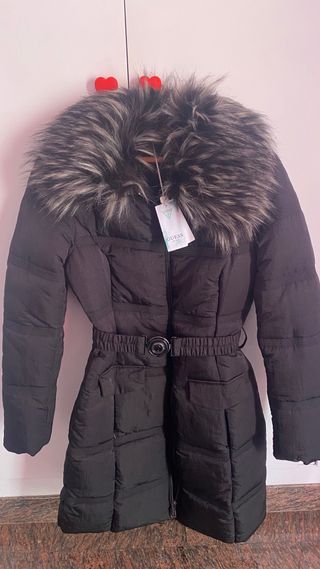 Abrigo de plumas de Guess Negro con Cinturón