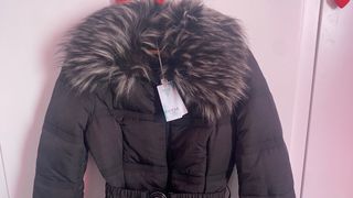 Abrigo de plumas de Guess Negro con Cinturón