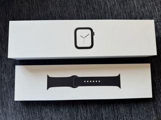 Apple Watch 4 acero y pantalla cristal de zafiro