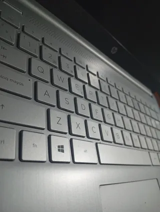 Laptop HP W11 (Core i3 10ma Gen / 8GB RAM / 256GB)