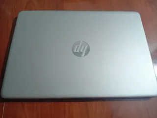 Laptop HP W11 (Core i3 10ma Gen / 8GB RAM / 256GB)