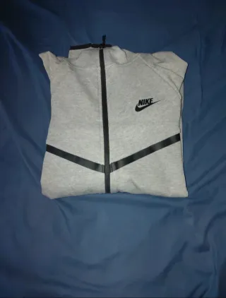 Conjunto Nike Tech Gris