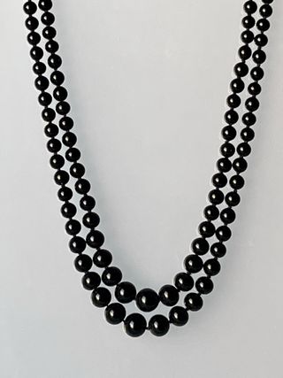 Lote 2 Collares Perlas Blanco y Negro