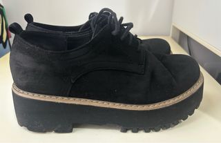 Scarpe nere con plateau