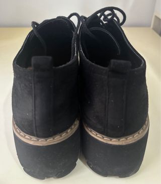 Scarpe nere con plateau