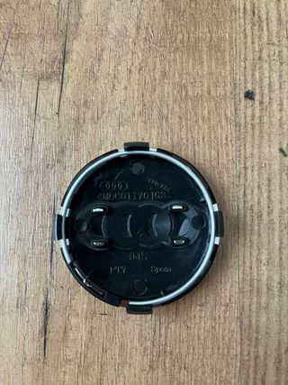 4x LLANTA TAPACUBOS AUDI 61MM 4M0601170 negro