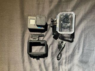 GoPro Hero 6 Black + Super Suit