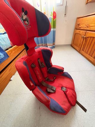 Silla de coche Mickey Mouse regulable