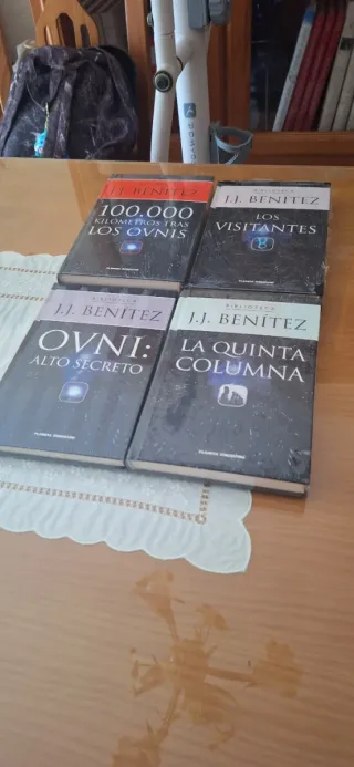 Cuatro libros de JJ Benítez. Nuevo