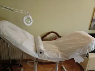 Camilla estética/masaje plegable con altura regula