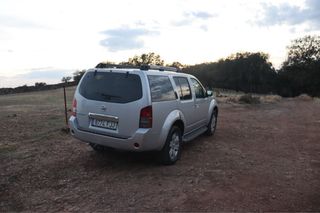 Nissan Pathfinder en muy buen estado
