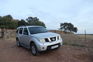 Nissan Pathfinder en muy buen estado