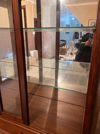 Vitrina Clásica Madera Maciza y Cristal