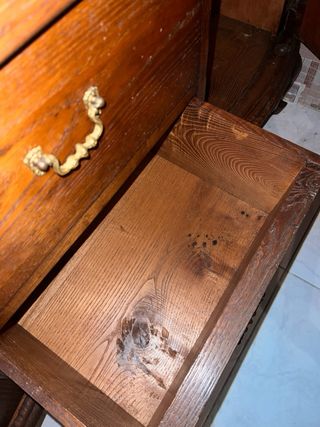 Vitrina Clásica Madera Maciza y Cristal