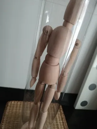 Maniqui de madera articulable