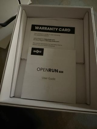 Auriculares deportivos Shokz OpenRun Negros.