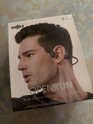 Auriculares deportivos Shokz OpenRun Negros.