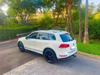 Volkswagen Touareg 2013