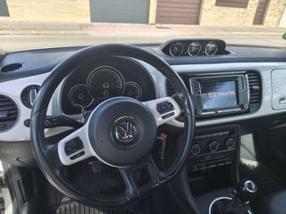 Volkswagen Beetle Cabrio