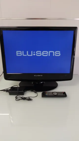 TV Blu:sens 22" con Mando a Distancia