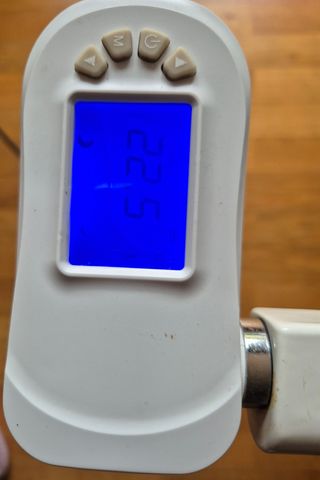 Radiador Toallero Eléctrico 500W Termostato