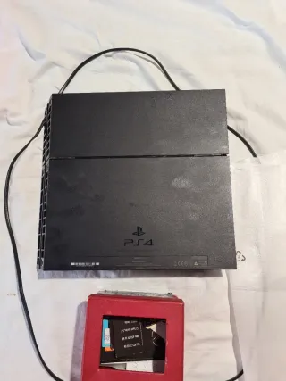 PS4 (PlayStation 4) Negra + Juegos + Mando