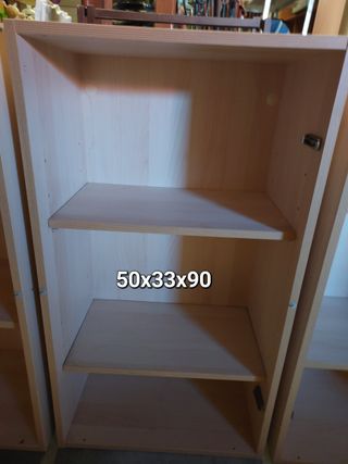 Estanterías de madera