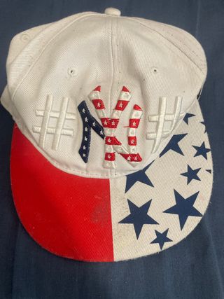 Gorra NY con diseño de bandera USA