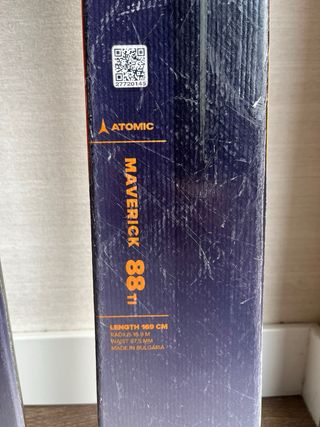Atomic Maverick 88Ti 169cm Esquís