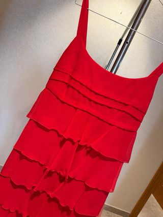 Vestido rojo con volantes